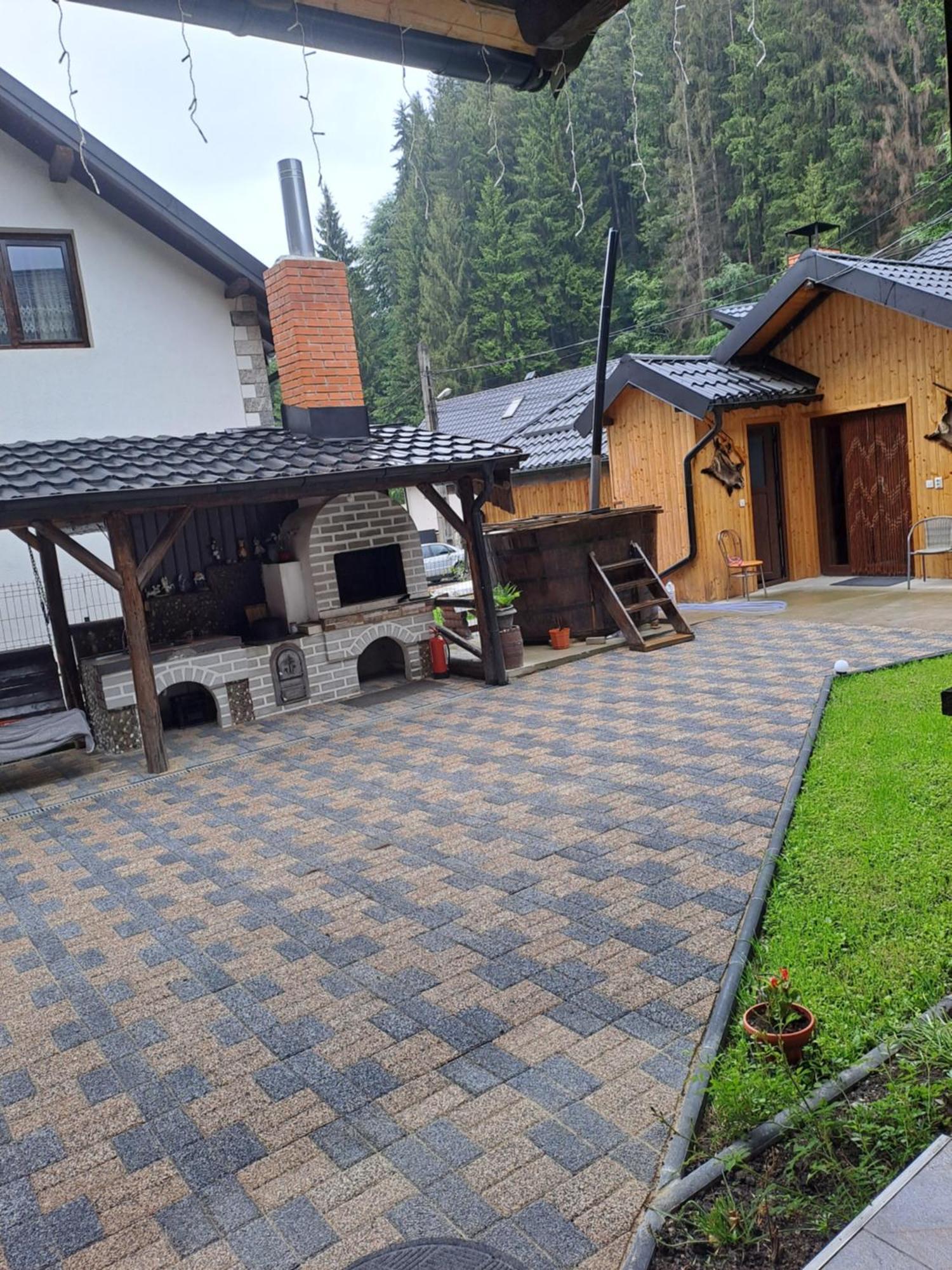 Casa Raul Rucăr Exterior foto